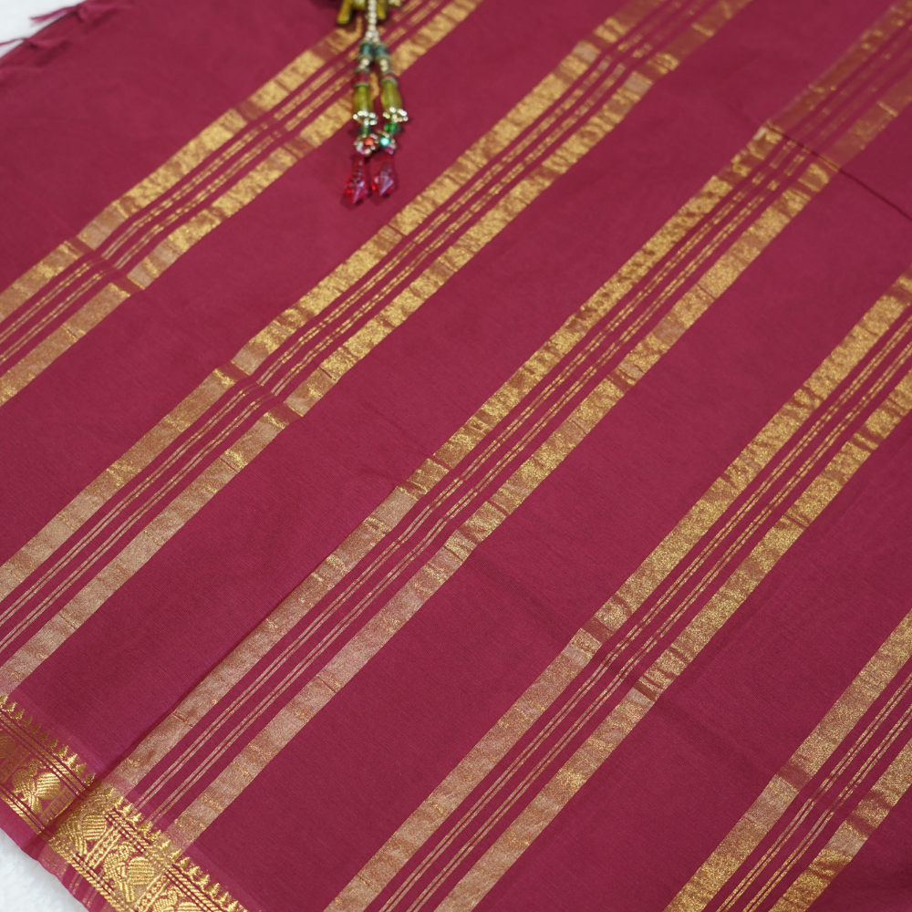 Chettinad Cotton Saree - Vaira Oosi - Maroon with Golden Zari Border